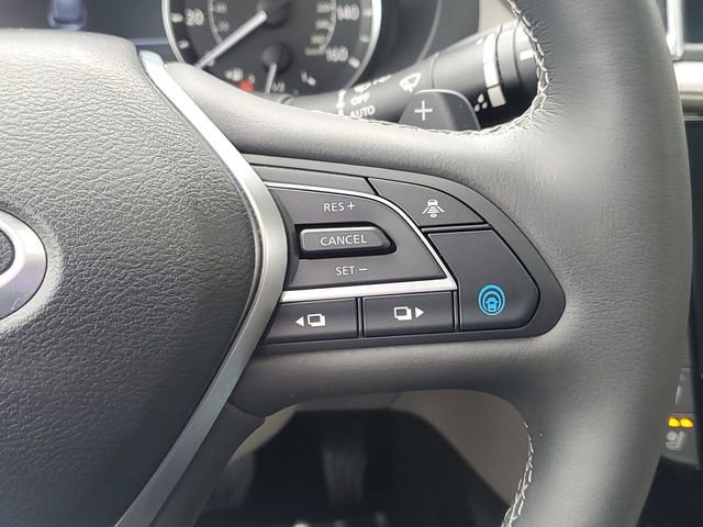 Used 2023 INFINITI QX50 Sensory image 26