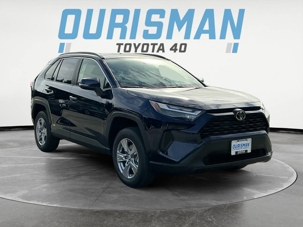New 2025 Toyota RAV4 XLE