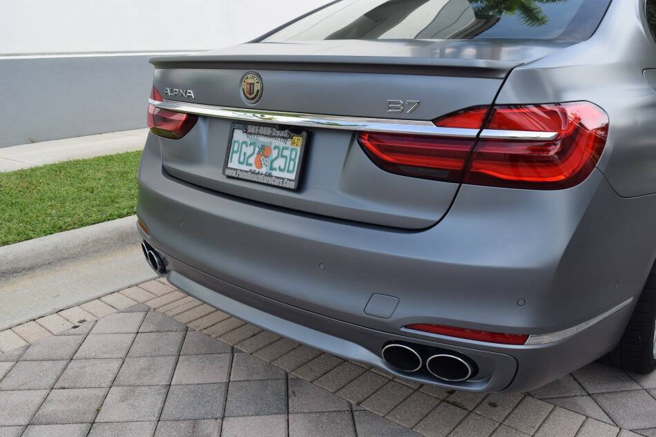 Used 2018 BMW ALPINA B7 xDrive w/ Luxury Rear Seating Package AWD/4WD image 19
