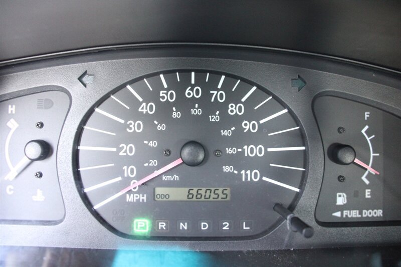 Used 1999 Toyota Sienna CE FWD image 7