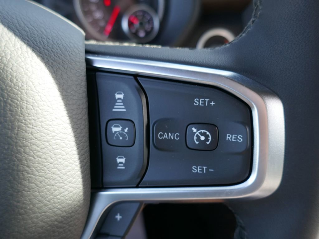 New 2026 RAM 1500 4x4 Crew Cab image 16