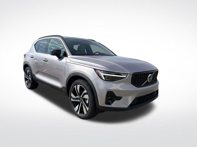 New 2026 Volvo XC40 B5 Ultra image 1