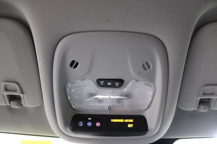Used 2022 Chevrolet TrailBlazer LT AWD/4WD image 41