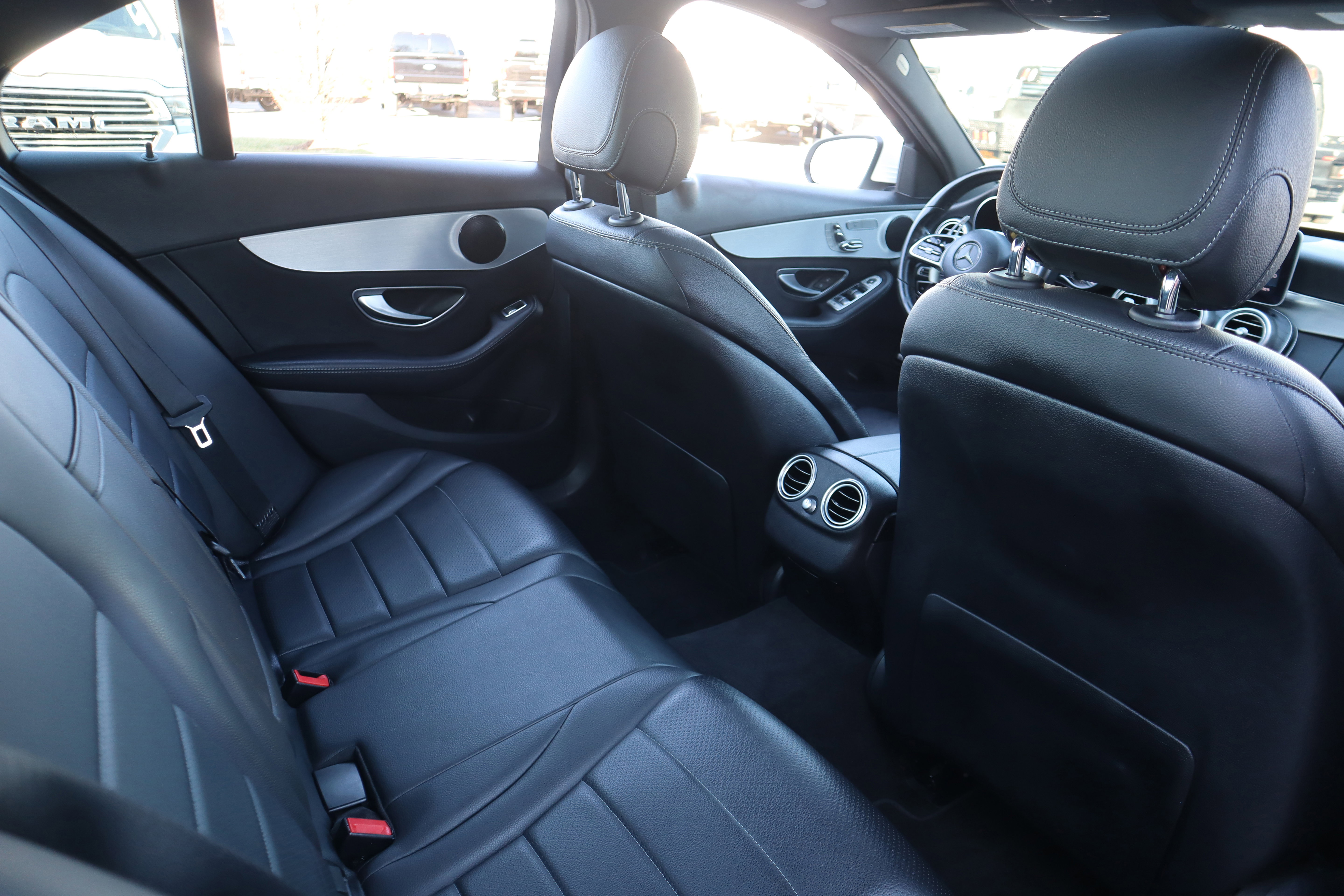 Used 2019 Mercedes-Benz C 300 Sedan image 28
