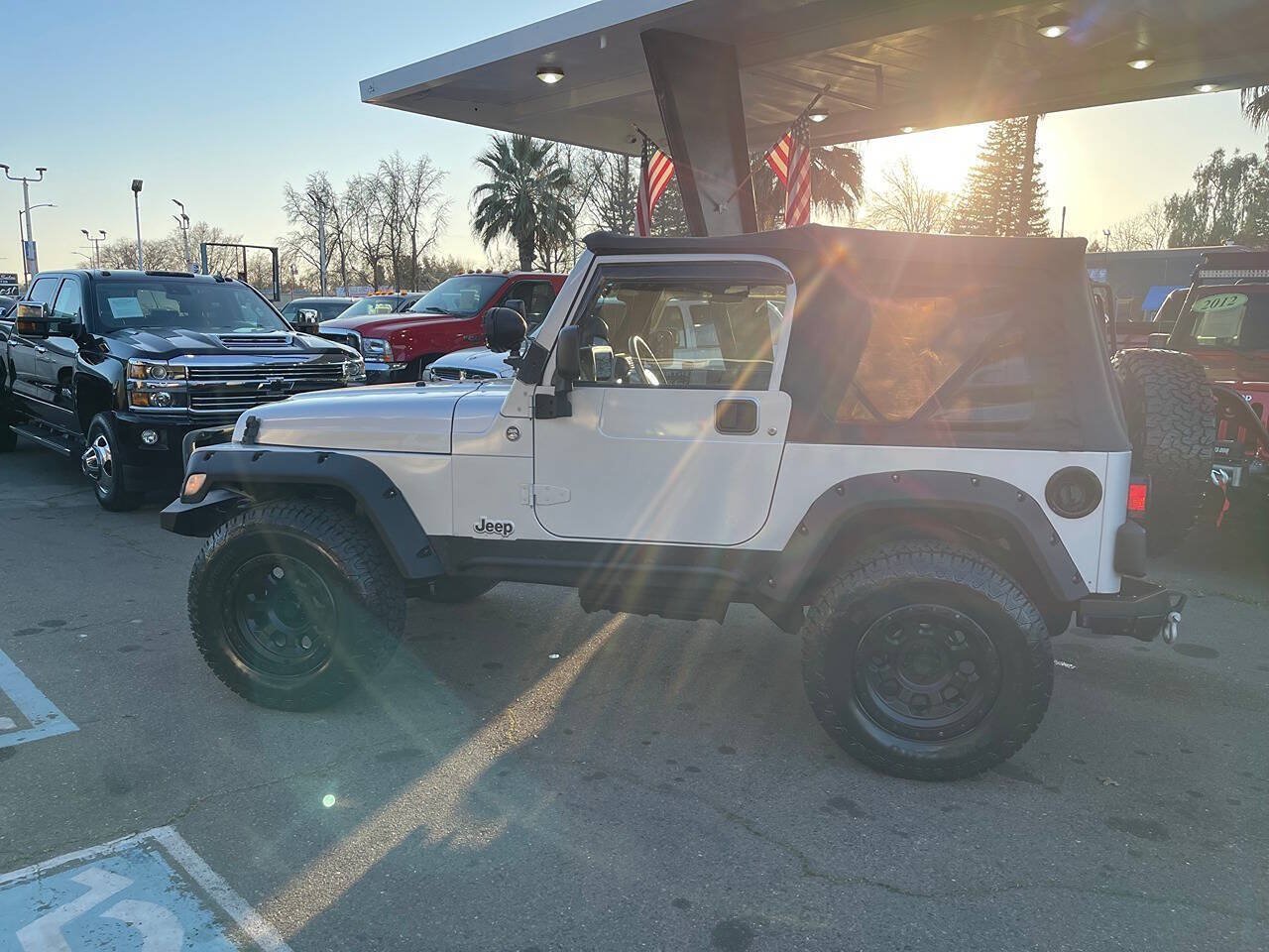 Used 2006 Jeep Wrangler X AWD/4WD image 2