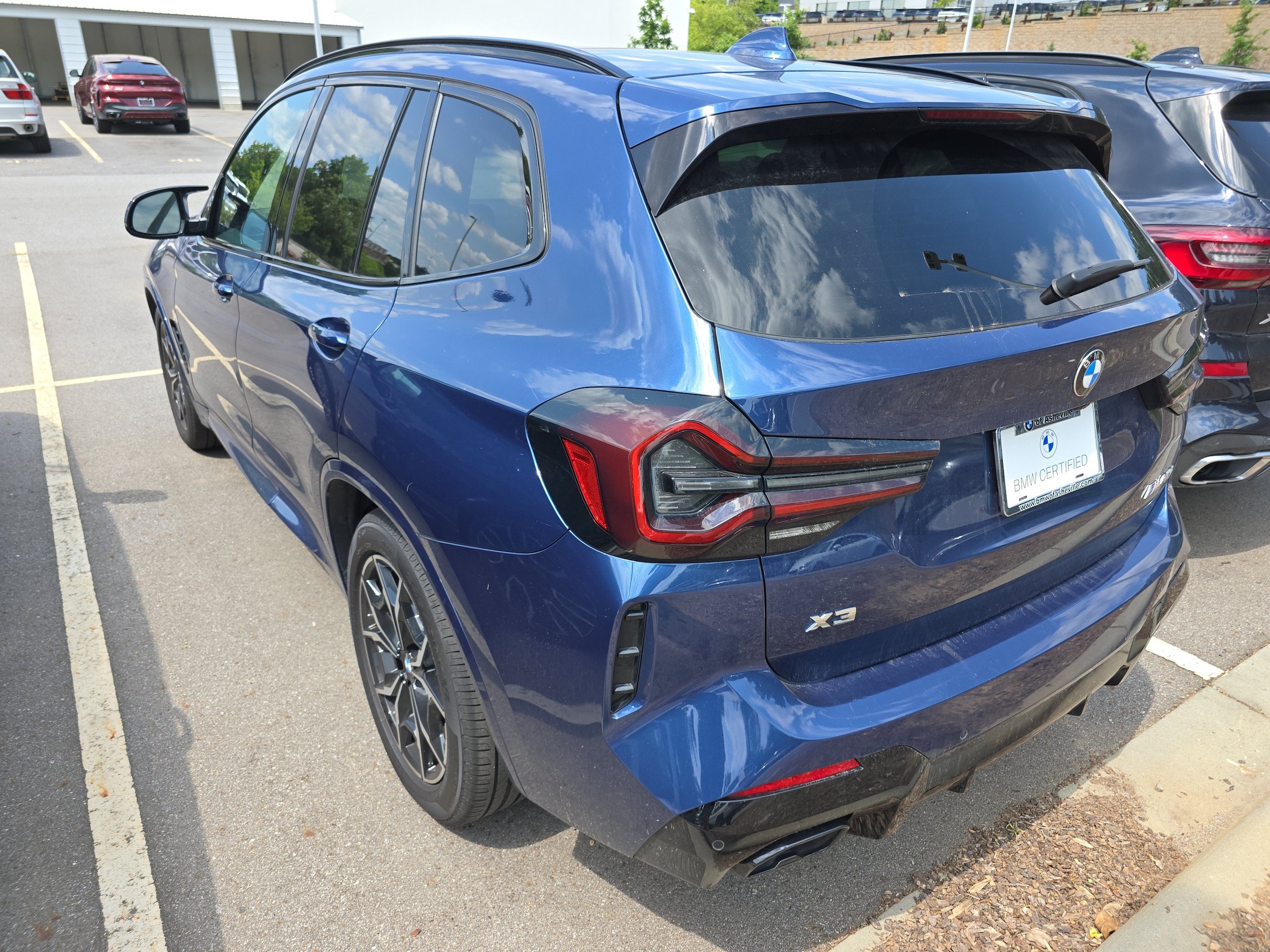 Certified 2023 BMW X3 M40i AWD/4WD image 3