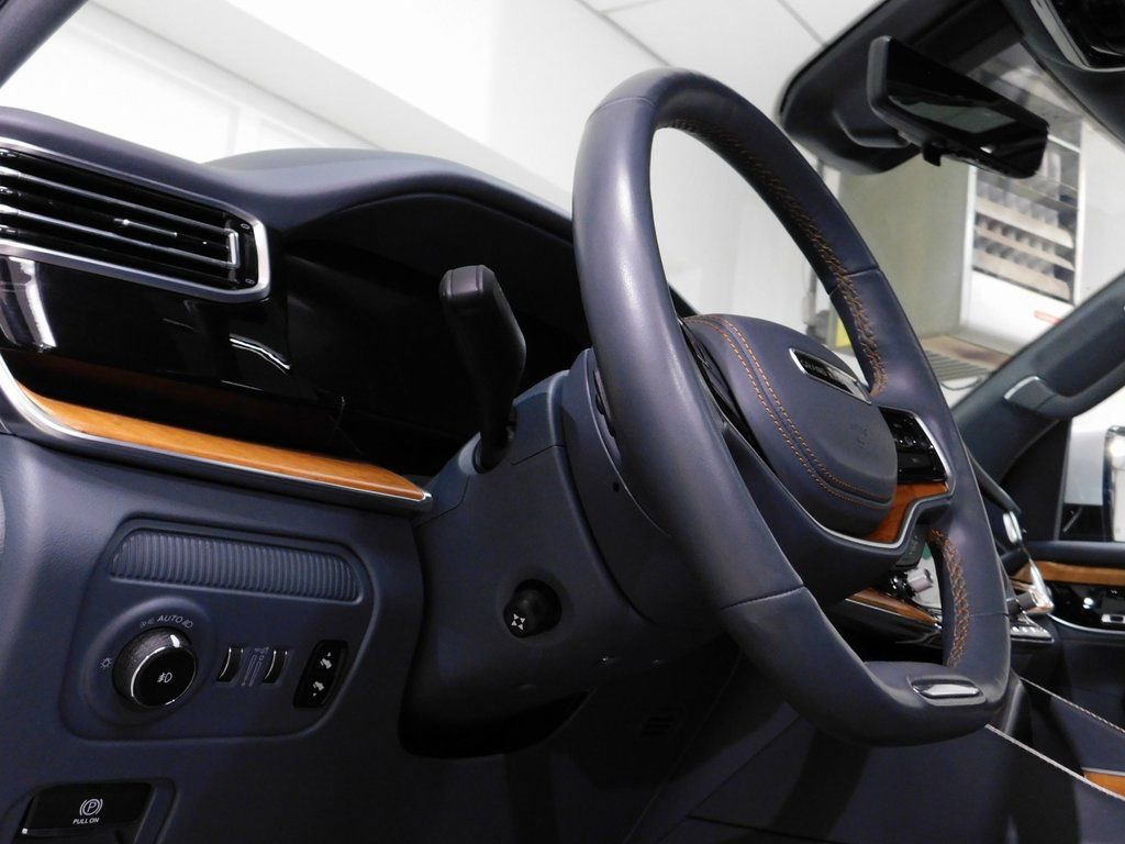 Used 2022 Jeep Grand Wagoneer Series II w/ Convenience Group III image 30