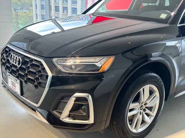 Certified 2023 Audi Q5 2.0T Premium w/ Convenience Package image 7