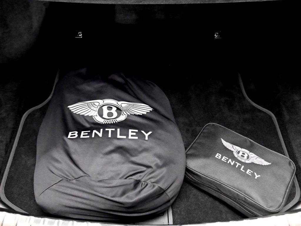 Used 2022 Bentley Flying Spur V8 AWD/4WD image 30