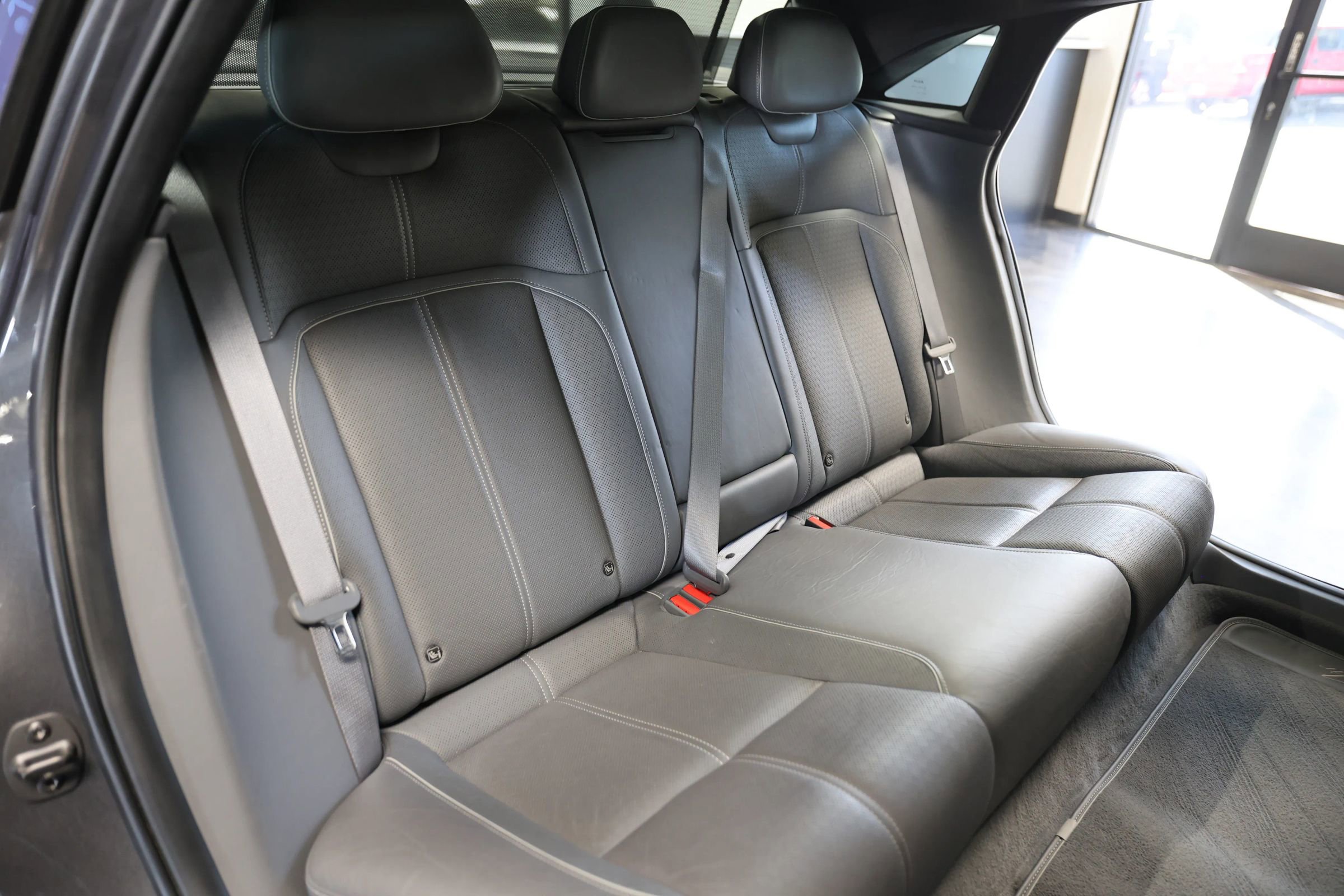 Used 2022 Lucid Air Grand Touring image 42