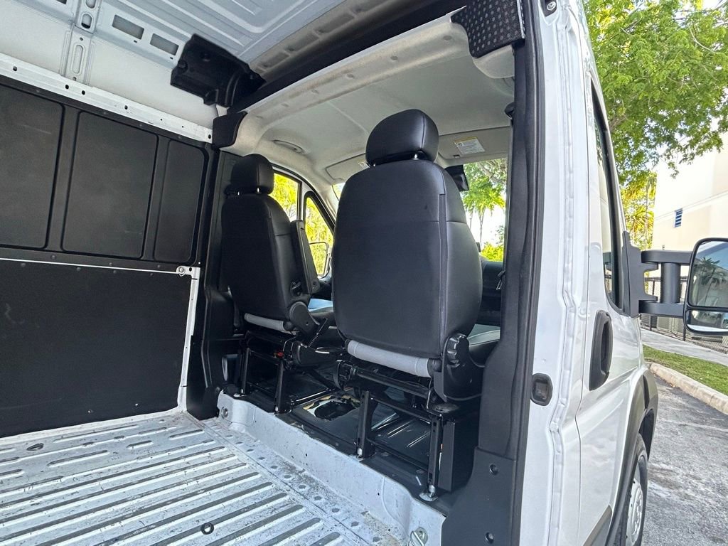 Used 2023 RAM ProMaster 2500 image 33