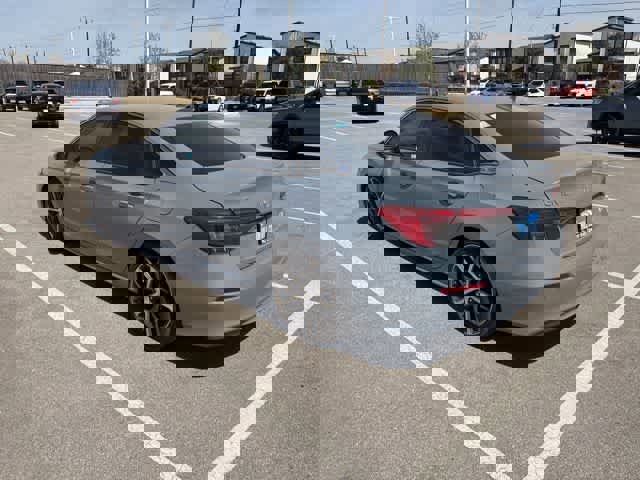 Used 2023 Honda Civic Touring image 3