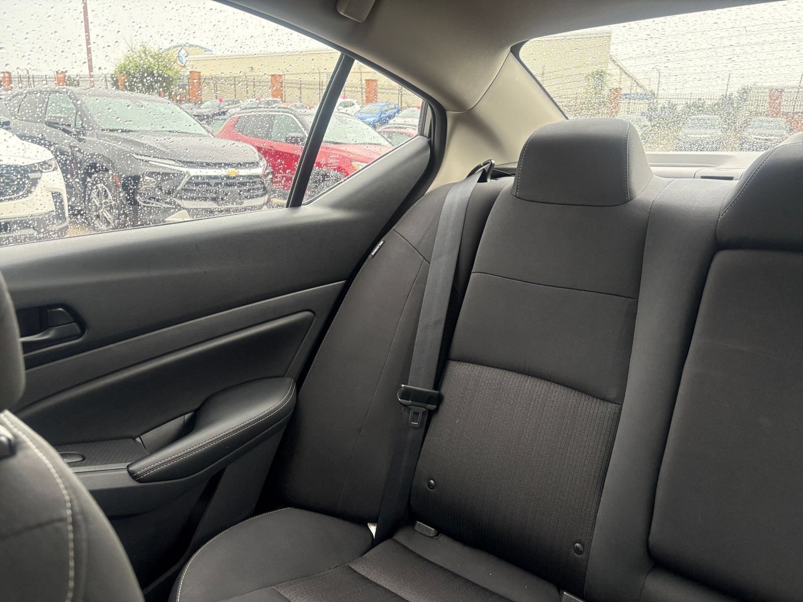 Used 2025 Nissan Altima 2.5 SV FWD image 33