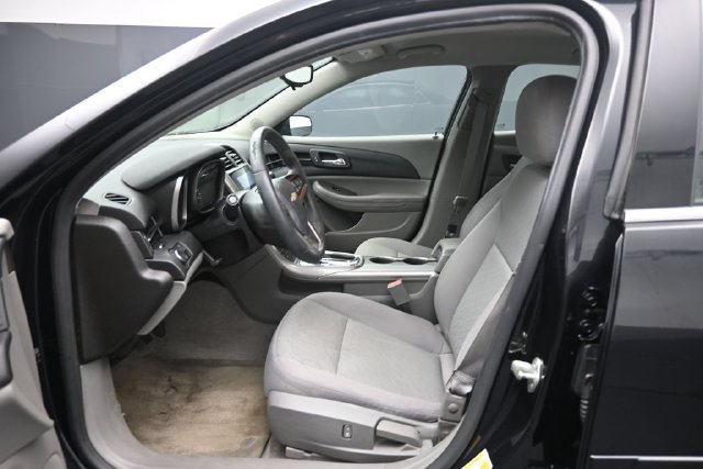 Used 2013 Chevrolet Malibu LS w/ Protection Package FWD image 15