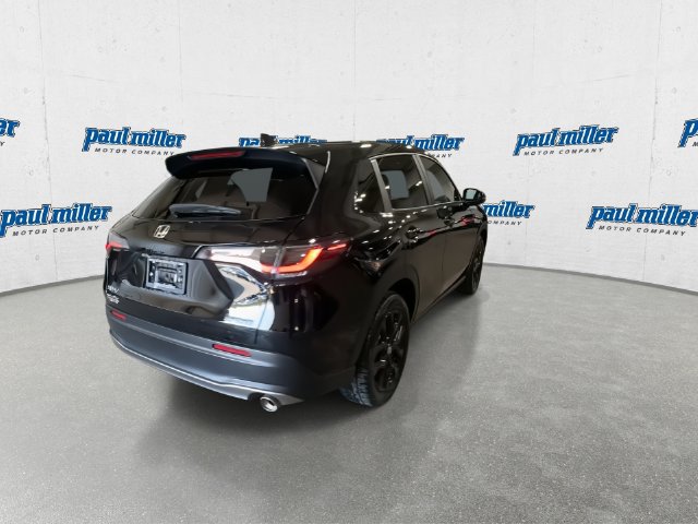 Used 2024 Honda HR-V Sport image 10
