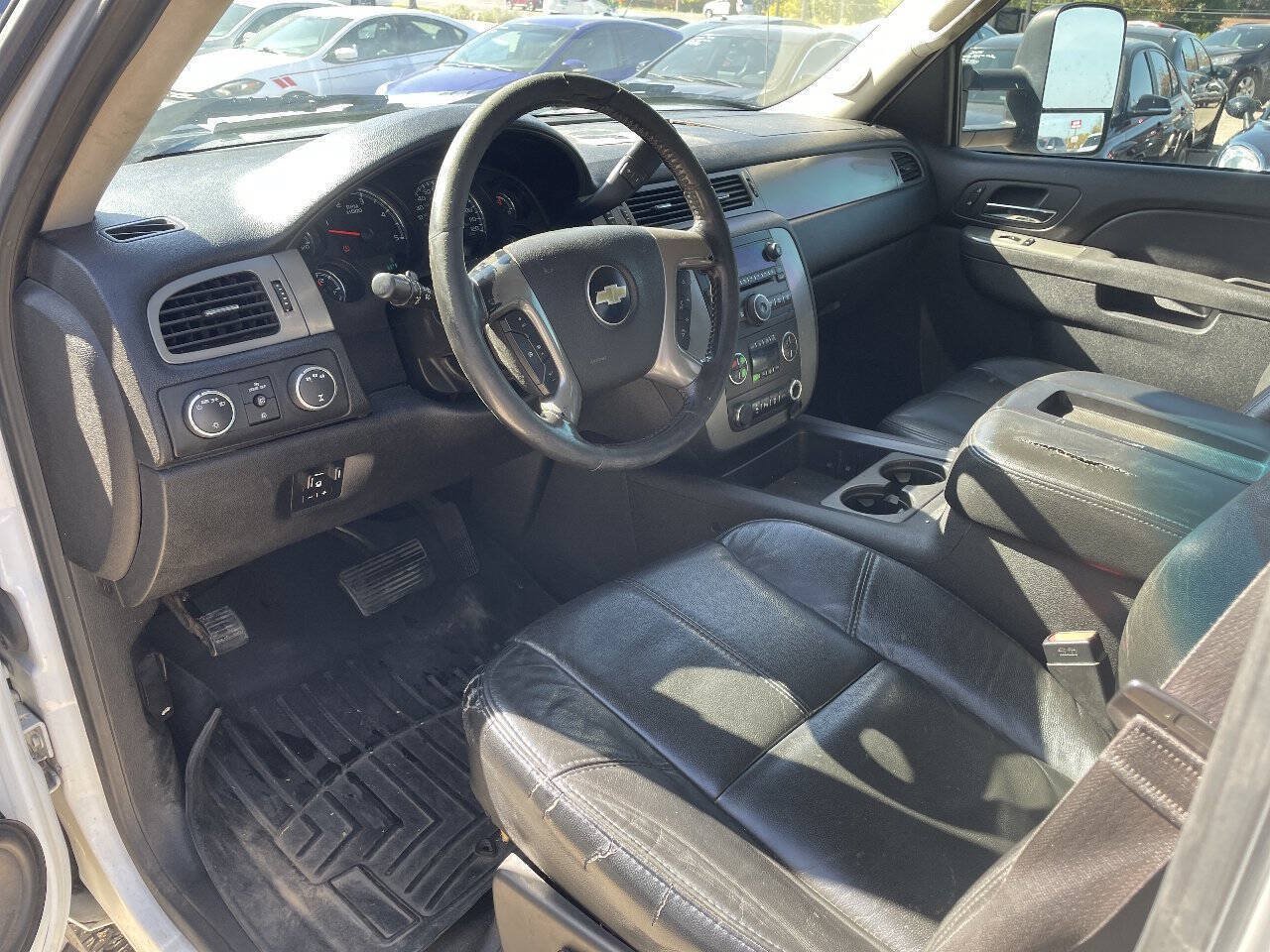 Used 2013 Chevrolet Silverado 2500 LTZ w/ LTZ Plus Package AWD/4WD image 23