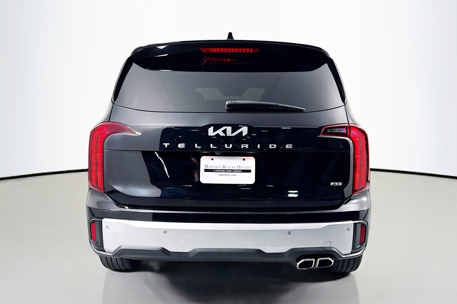 Used 2024 Kia Telluride S w/ S Sunroof Package image 3