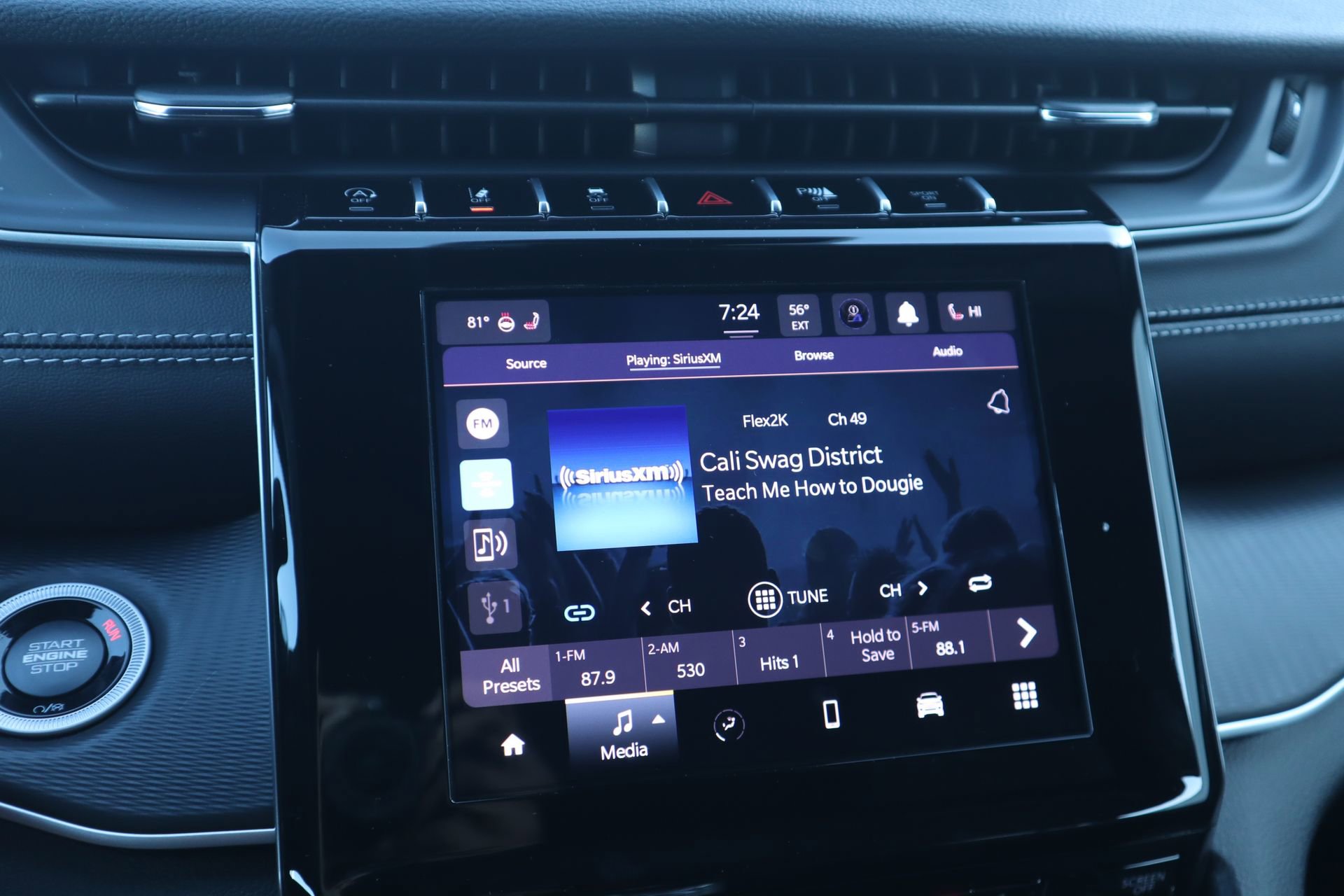 New 2026 Jeep Grand Cherokee L Laredo image 5