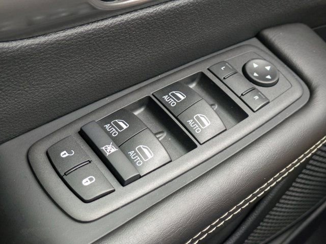 New 2026 Chrysler Pacifica Select FWD image 20