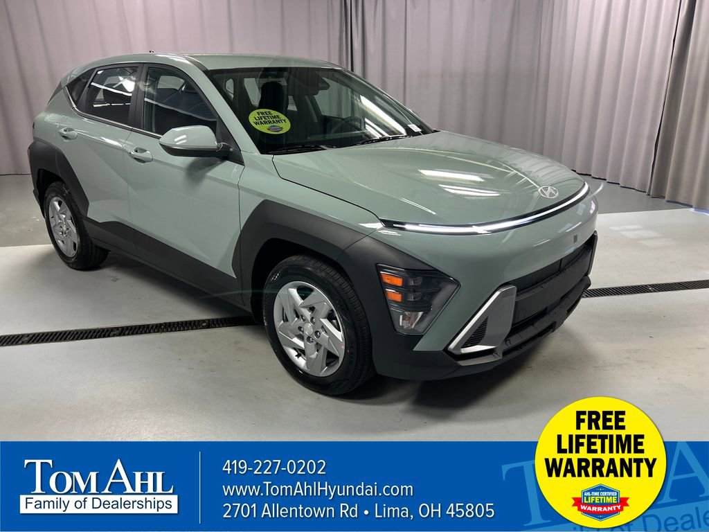 New 2026 Hyundai Kona SE image 1
