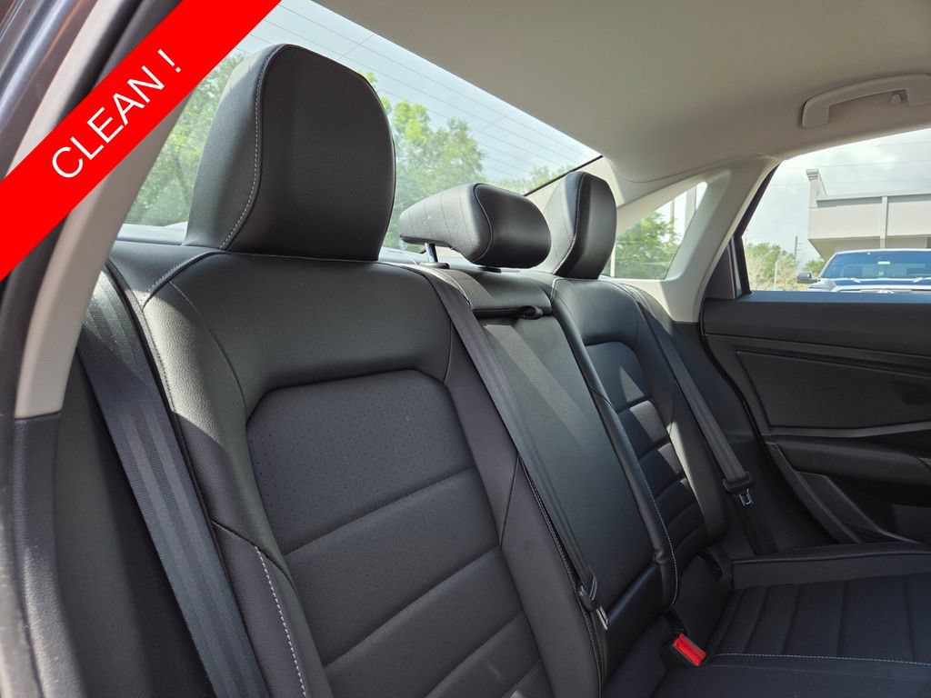 Used 2021 Volkswagen Jetta SE FWD image 18