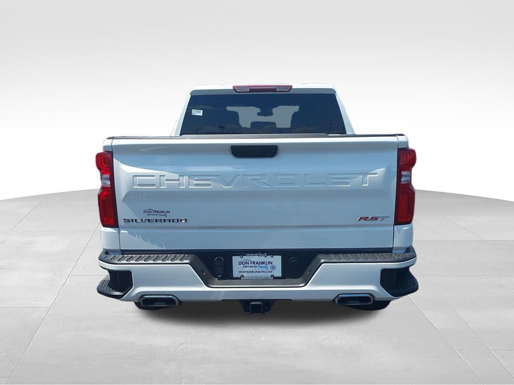 Used 2025 Chevrolet Silverado 1500 RST AWD/4WD image 4