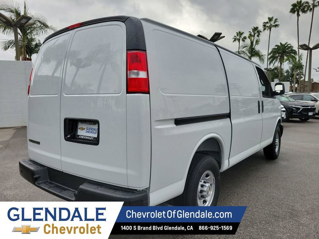 New 2025 Chevrolet Express 2500 w/ Driver Convenience Package RWD image 12