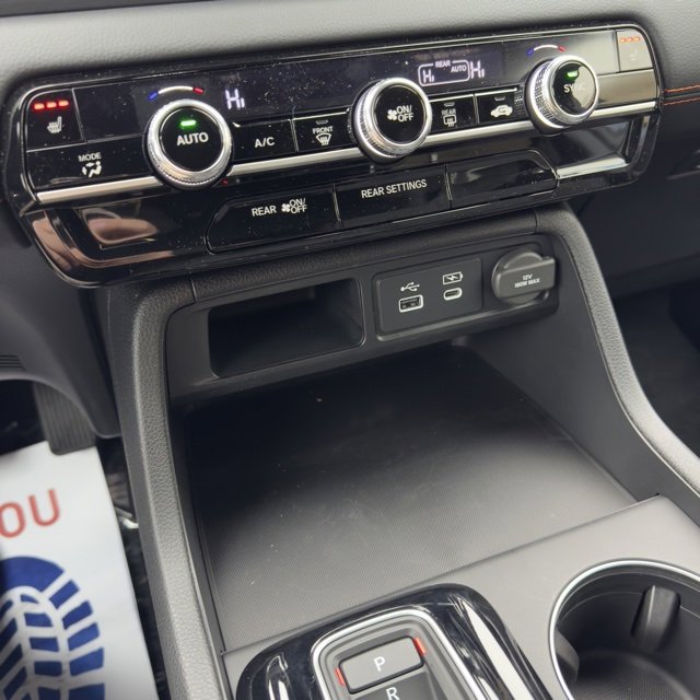 New 2025 Honda Pilot Sport image 22