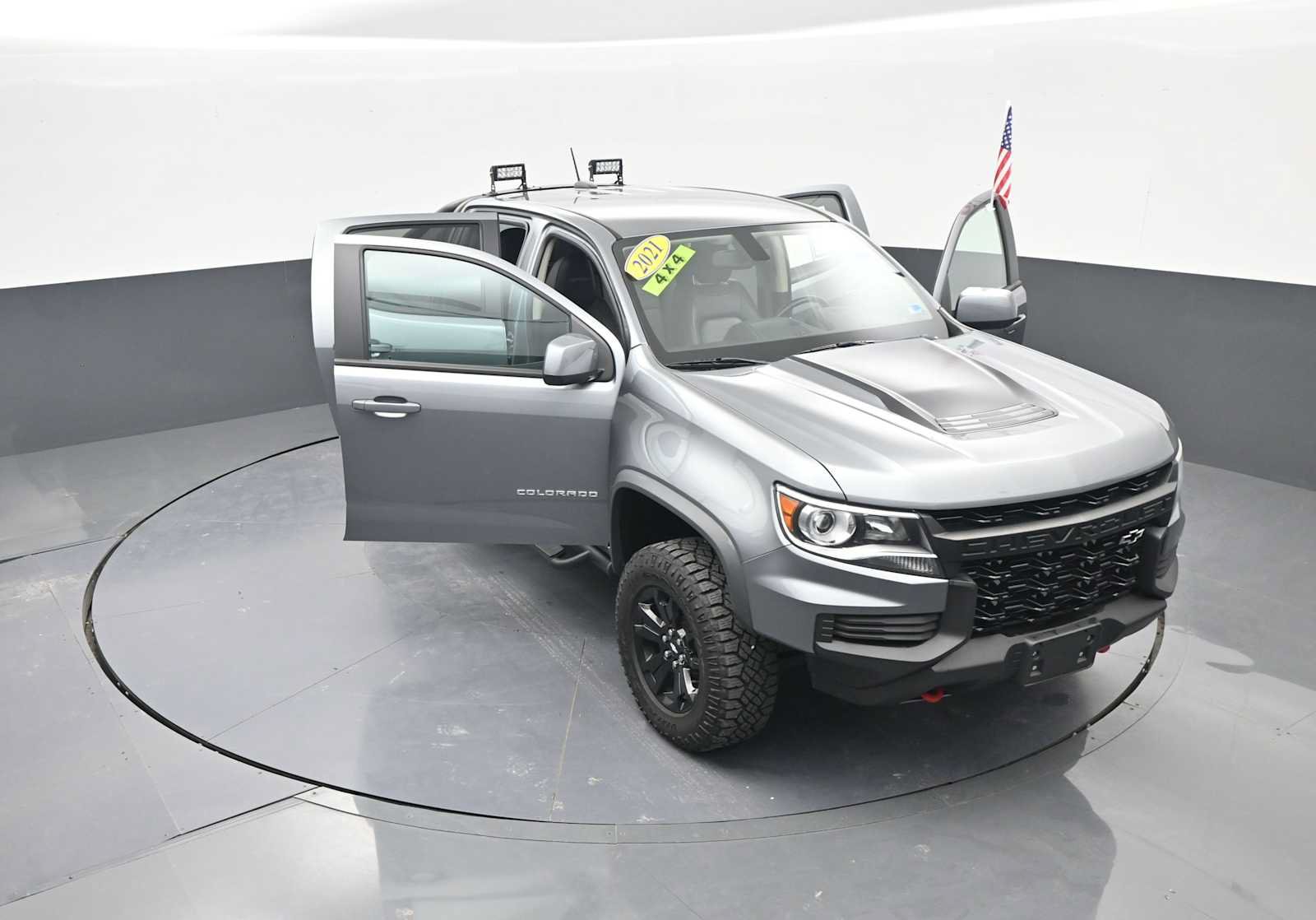 Used 2021 Chevrolet Colorado ZR2 w/ ZR2 Dusk Special Edition AWD/4WD image 42
