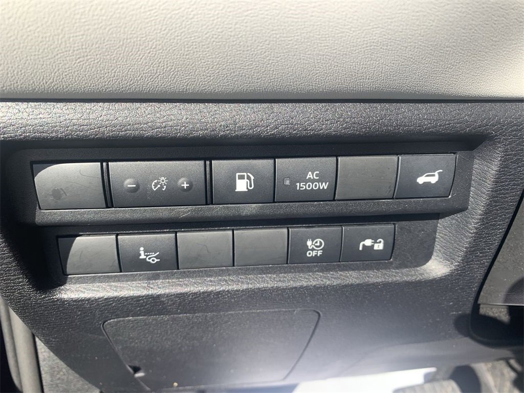 Used 2024 Mitsubishi Outlander SEL image 14