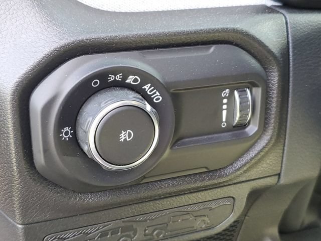 Used 2026 Jeep Wrangler Unlimited Sport AWD/4WD image 15