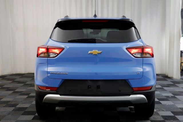 Certified 2024 Chevrolet TrailBlazer LT w/ Driver Confidence Package image 14