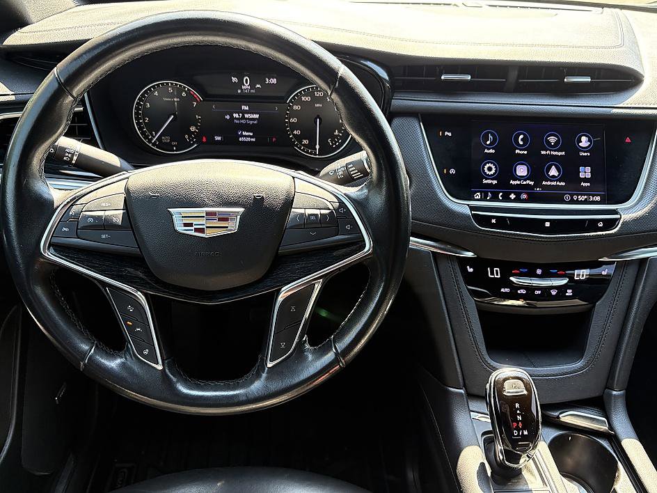 Used 2020 Cadillac XT5 Premium Luxury image 15