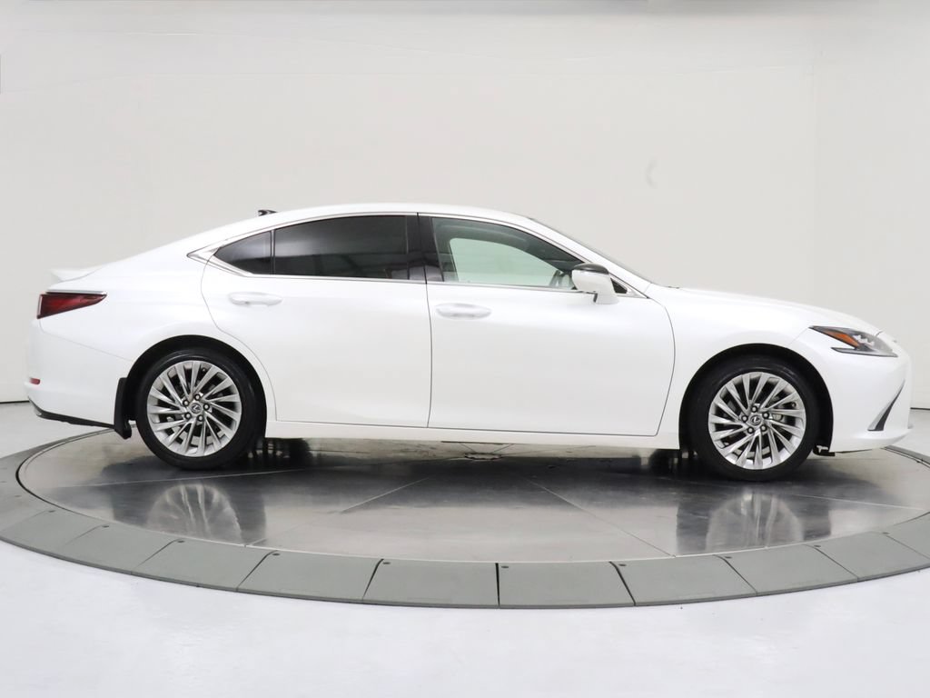 Used 2023 Lexus ES 350 Ultra Luxury w/ Accessory Package (Z2) FWD image 6