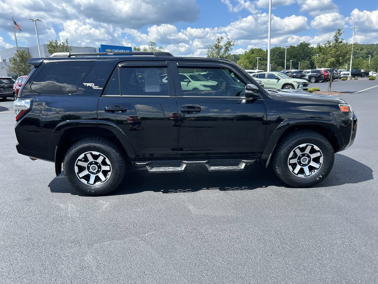 Used 2021 Toyota 4Runner TRD Off-Road Premium w/ Moonroof Package AWD/4WD image 8