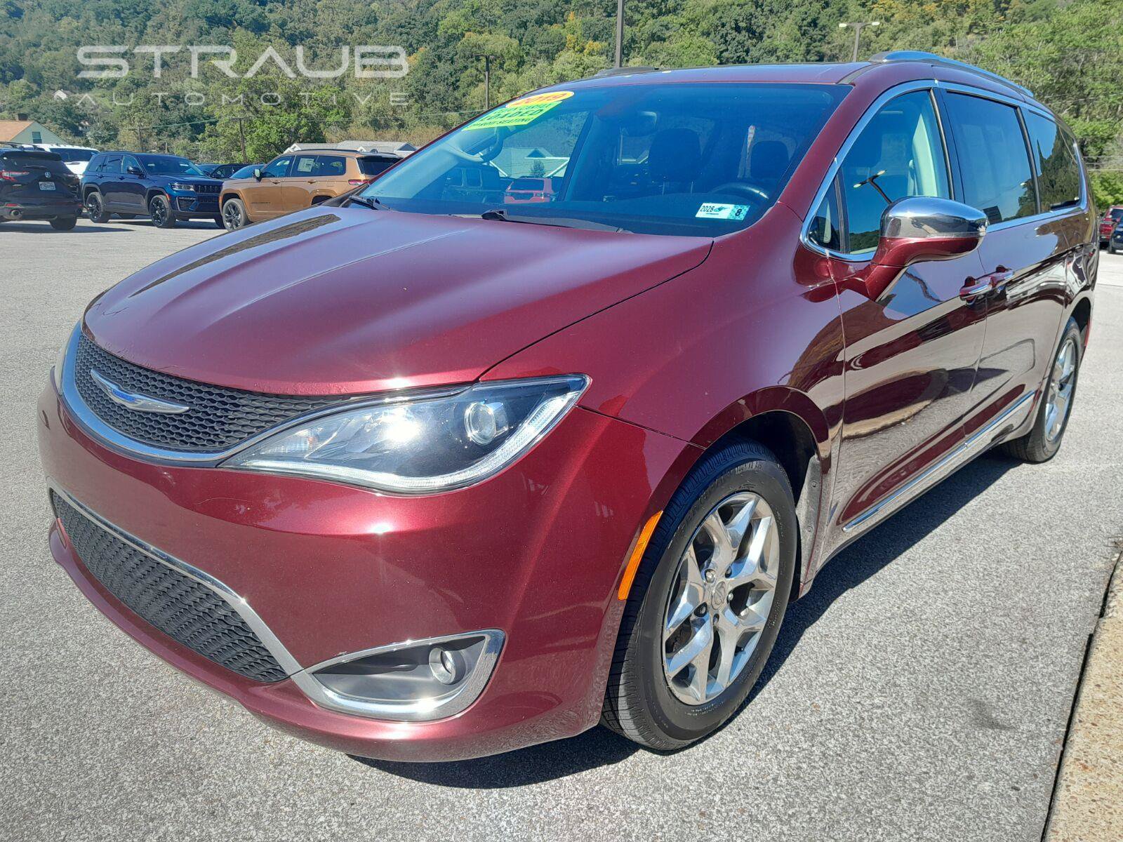 Used 2019 Chrysler Pacifica Limited FWD image 5
