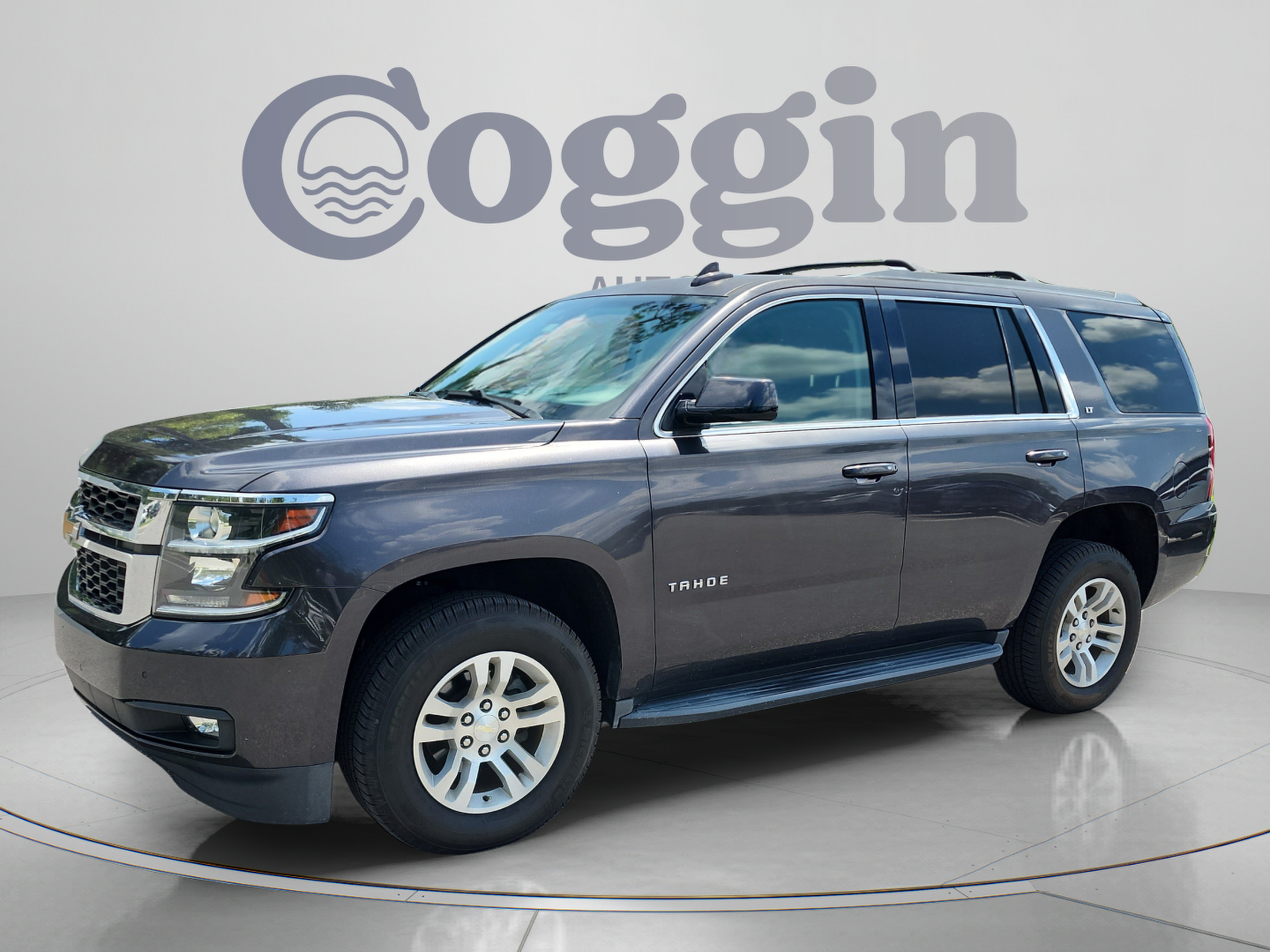 Used 2017 Chevrolet Tahoe LT w/ Luxury Package RWD image 1