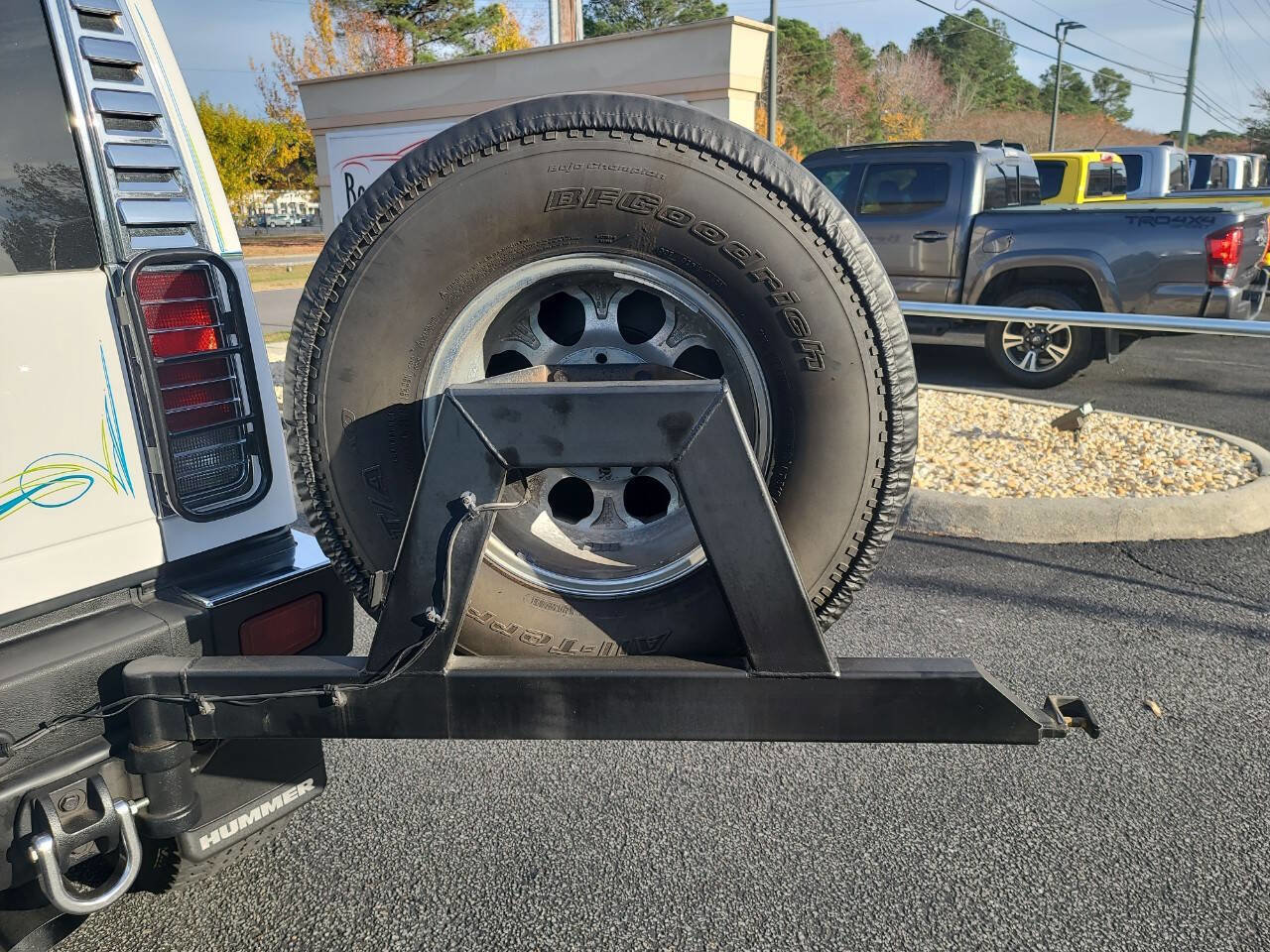 Used 2006 HUMMER H2 Base 4dr SUV 4WD image 36