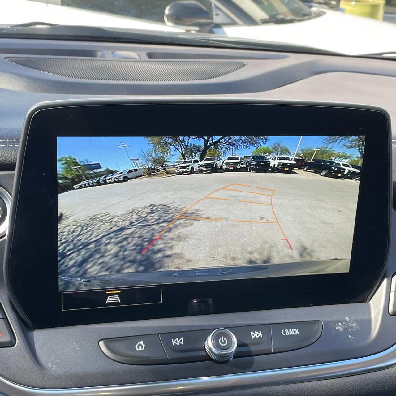 Used 2025 Chevrolet Blazer LT image 18