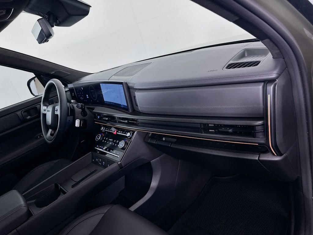 Certified 2025 Hyundai Santa Fe Calligraphy image 31