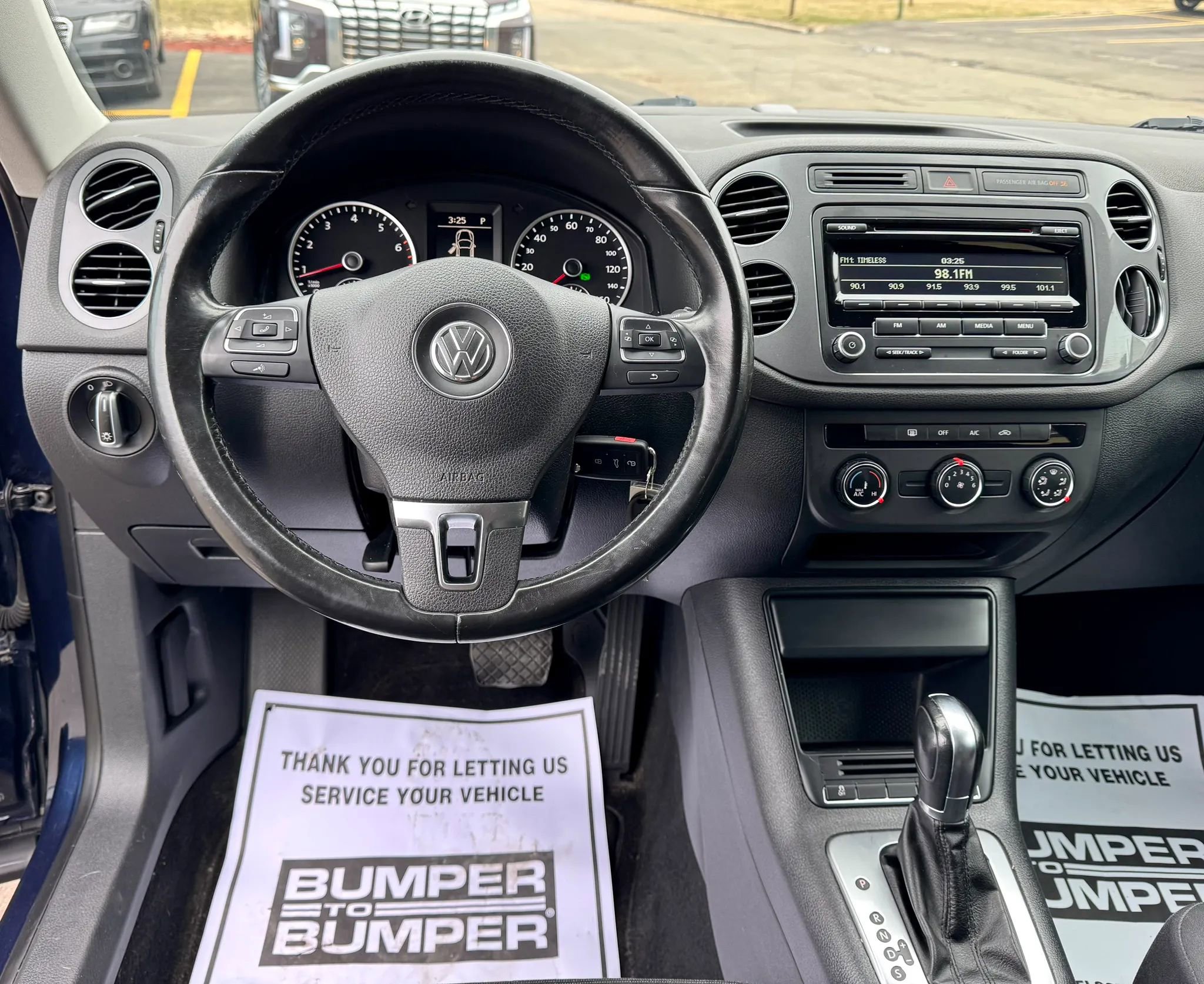 Used 2013 Volkswagen Tiguan S FWD image 7