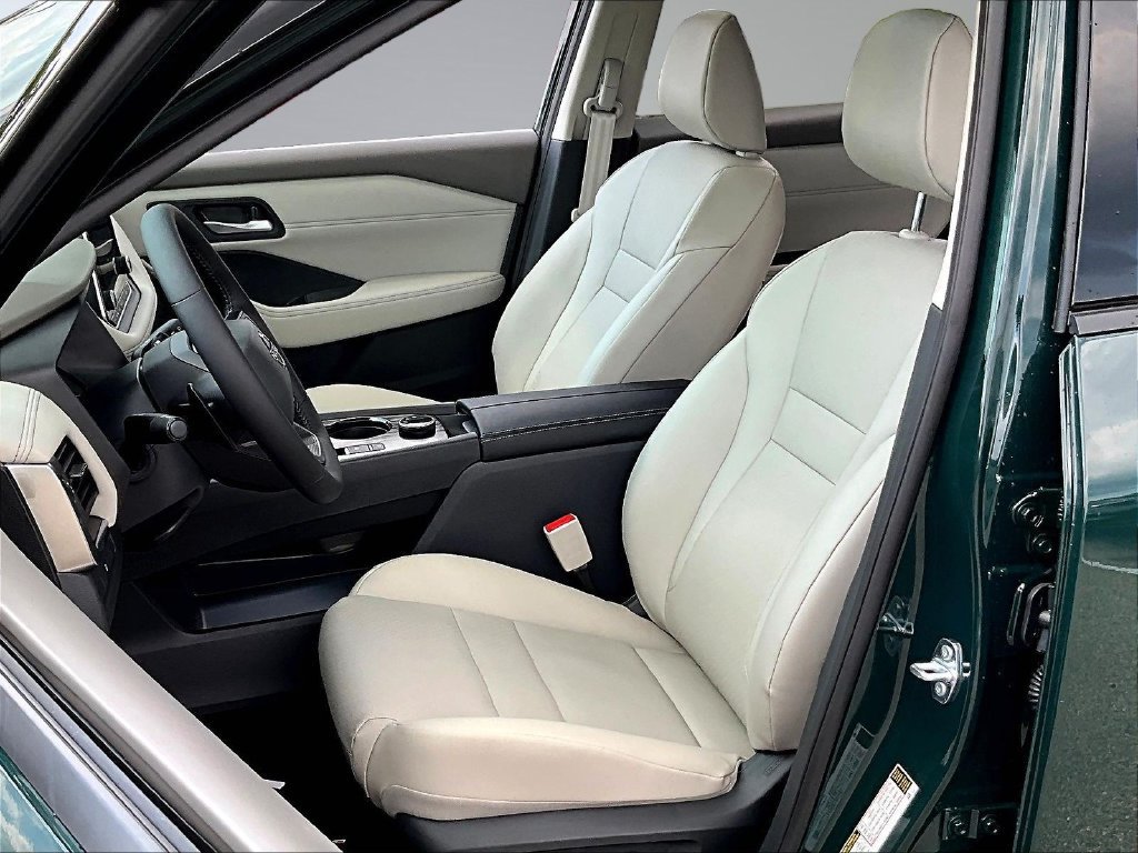 New 2026 Nissan Rogue Dark Armor AWD/4WD image 27