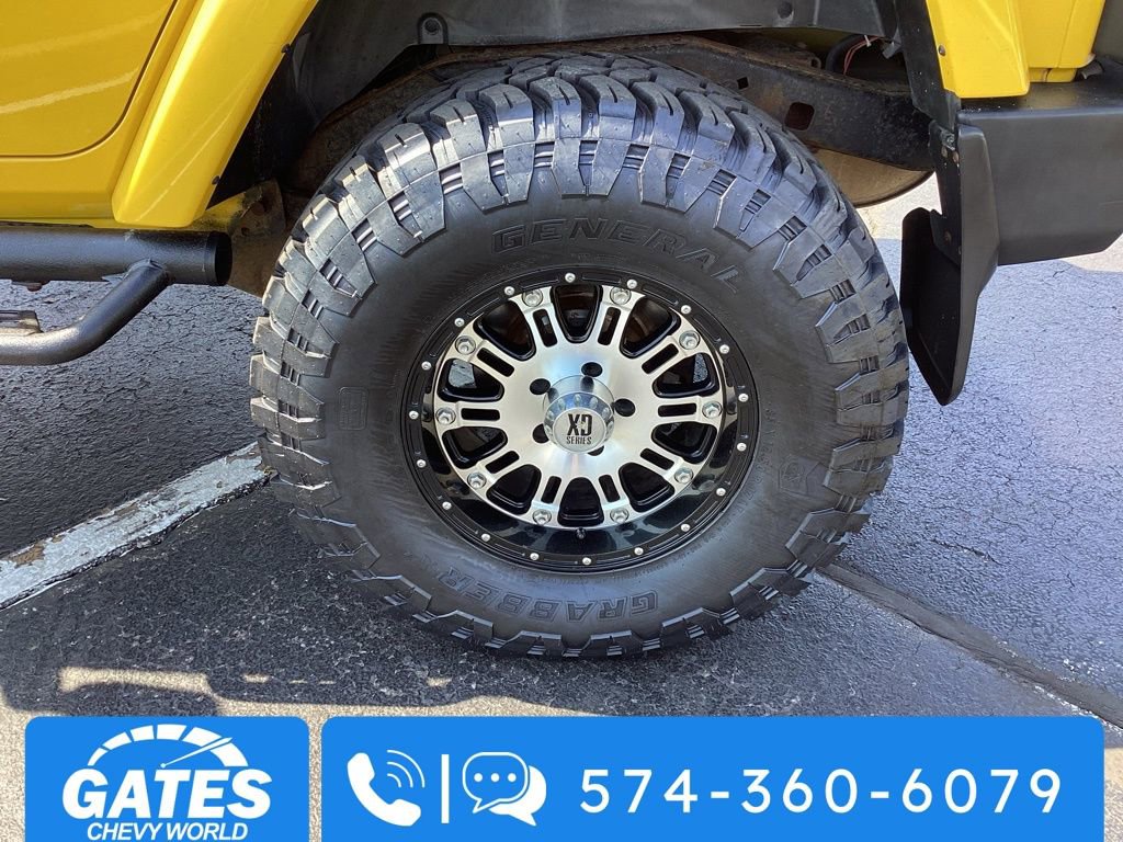 Used 2011 Jeep Wrangler Unlimited Sahara w/ Dual Top Group image 28