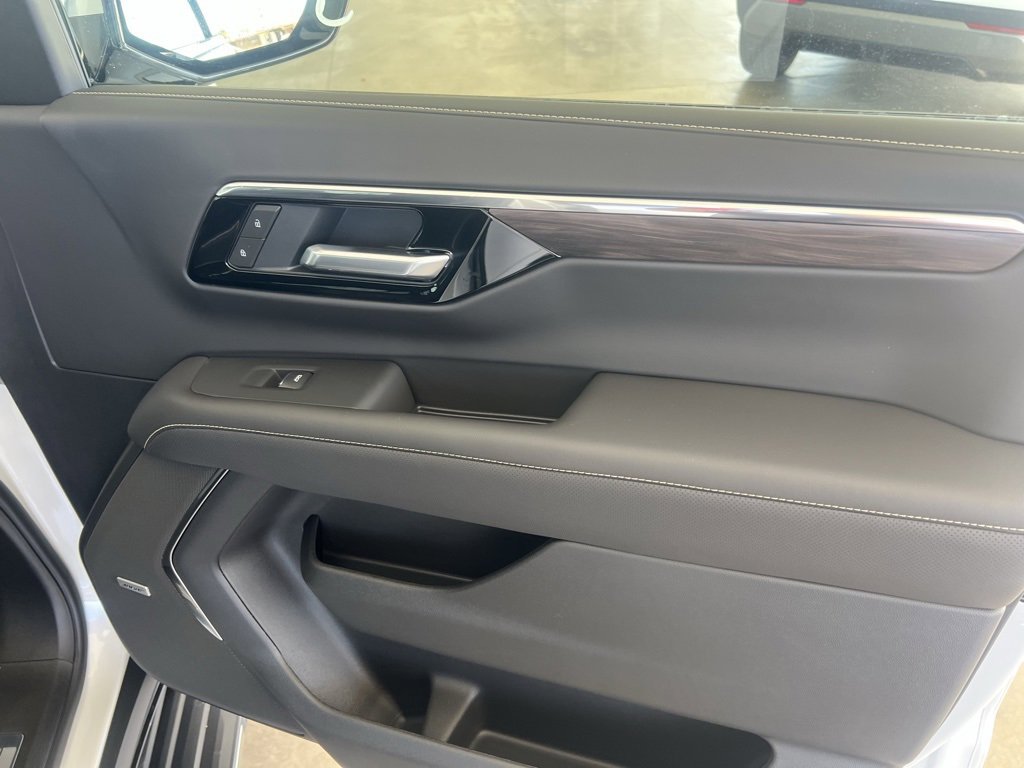 New 2025 Chevrolet Tahoe Premier image 26