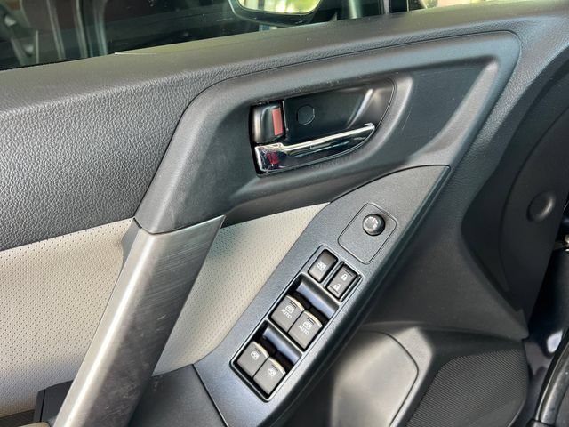 Used 2018 Subaru Forester 2.5i Limited AWD/4WD image 12