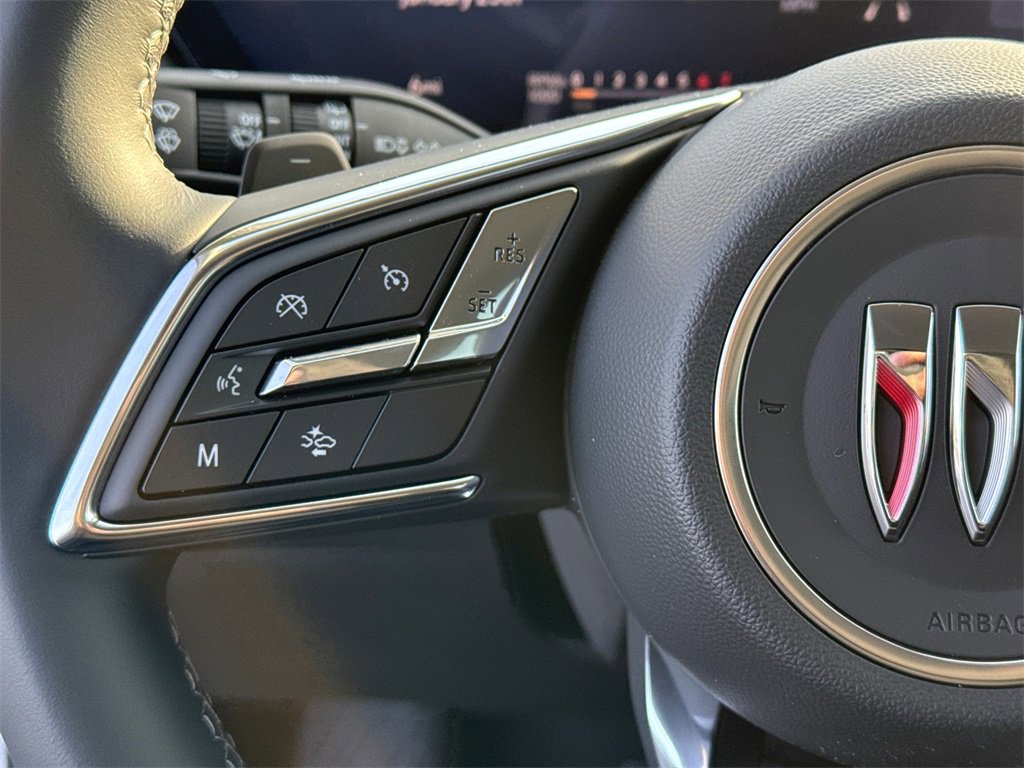 New 2025 Buick Envision Preferred image 21