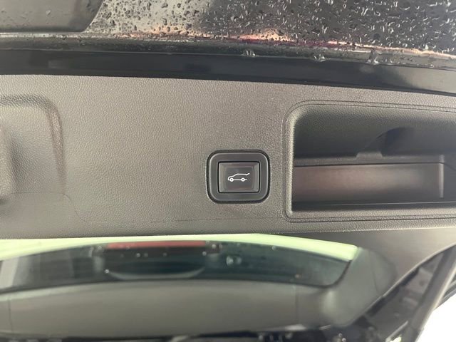 Used 2021 GMC Terrain SLE w/ Driver Convenience Package image 42