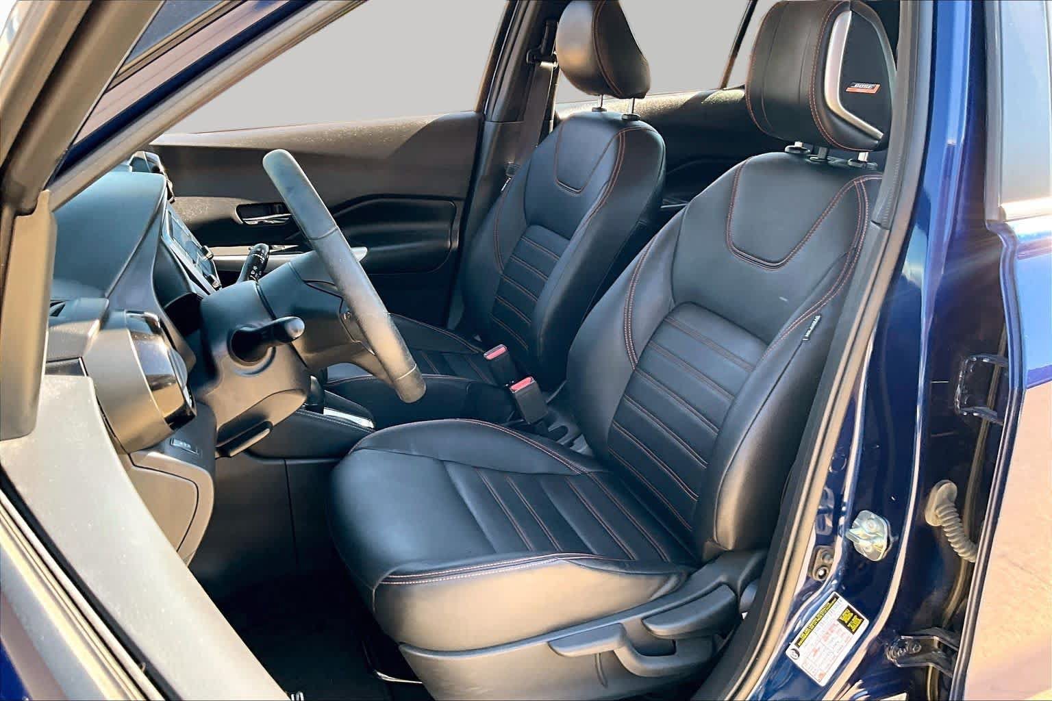 Used 2019 Nissan Kicks SR w/ SR Premium Package FWD image 7