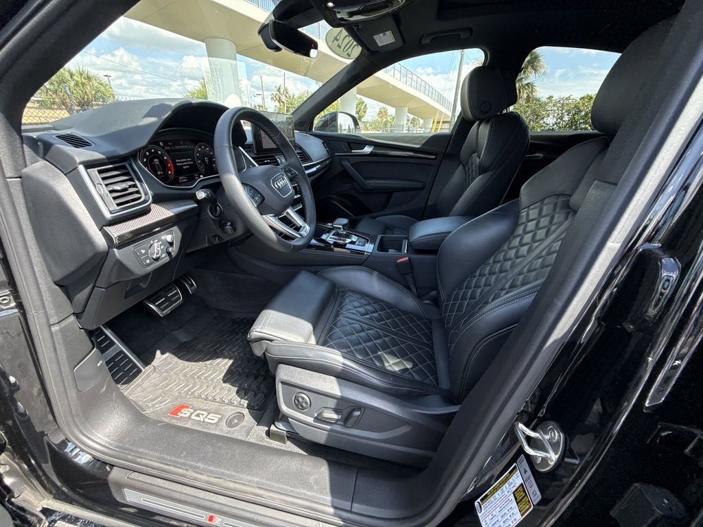 Used 2024 Audi SQ5 Prestige AWD/4WD image 30