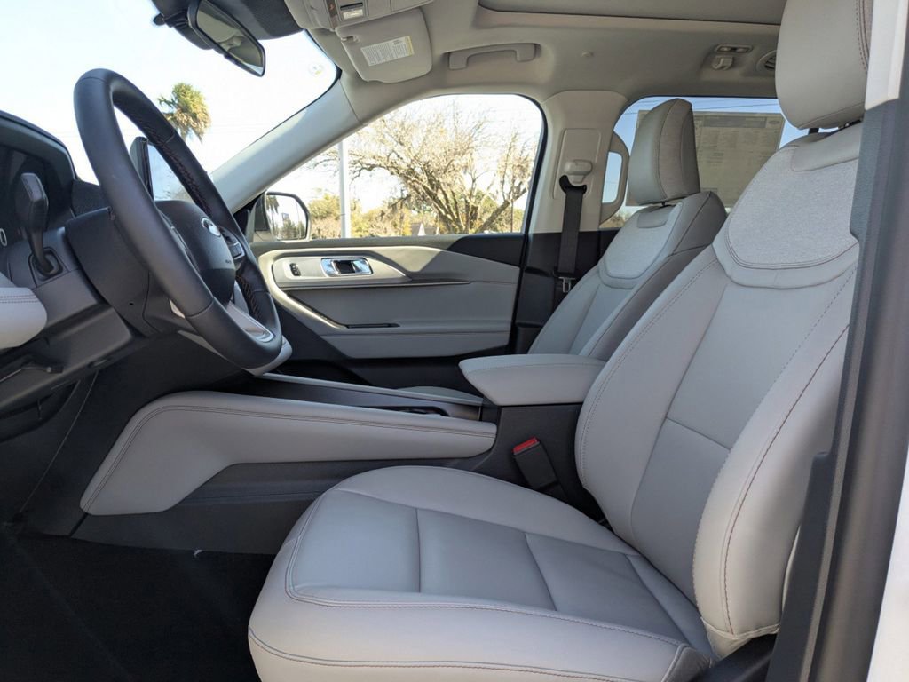 New 2026 Ford Explorer Active w/ Active Comfort Package image 22